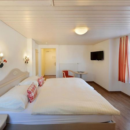 Hotel Beausite Unterseen Szoba fotó