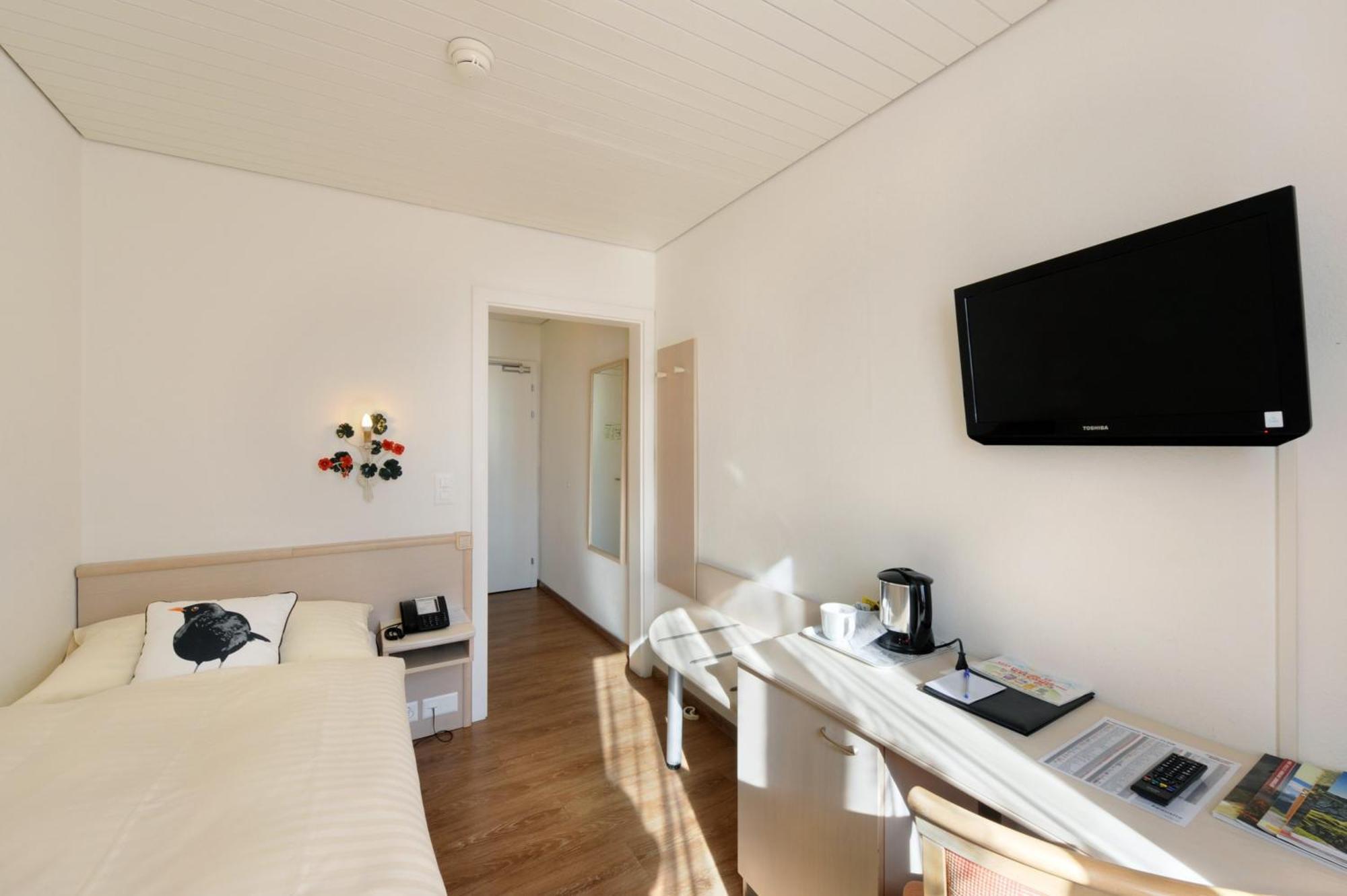 Hotel Beausite Unterseen Szoba fotó