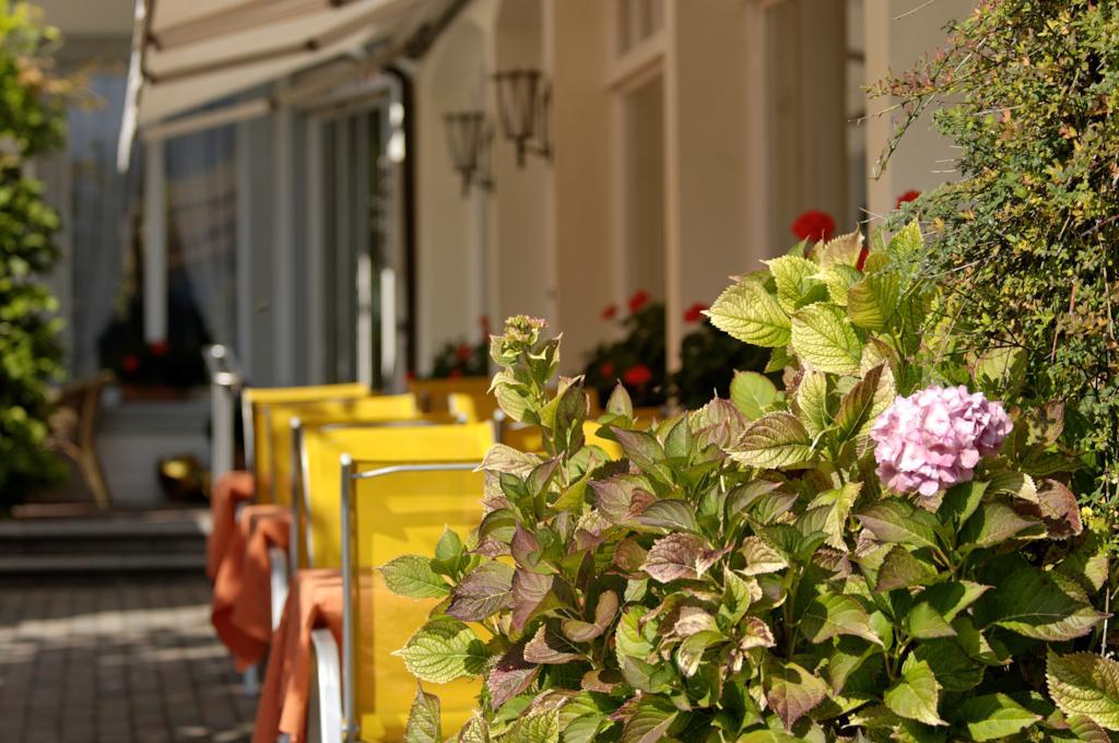 Hotel Beausite Unterseen Kültér fotó